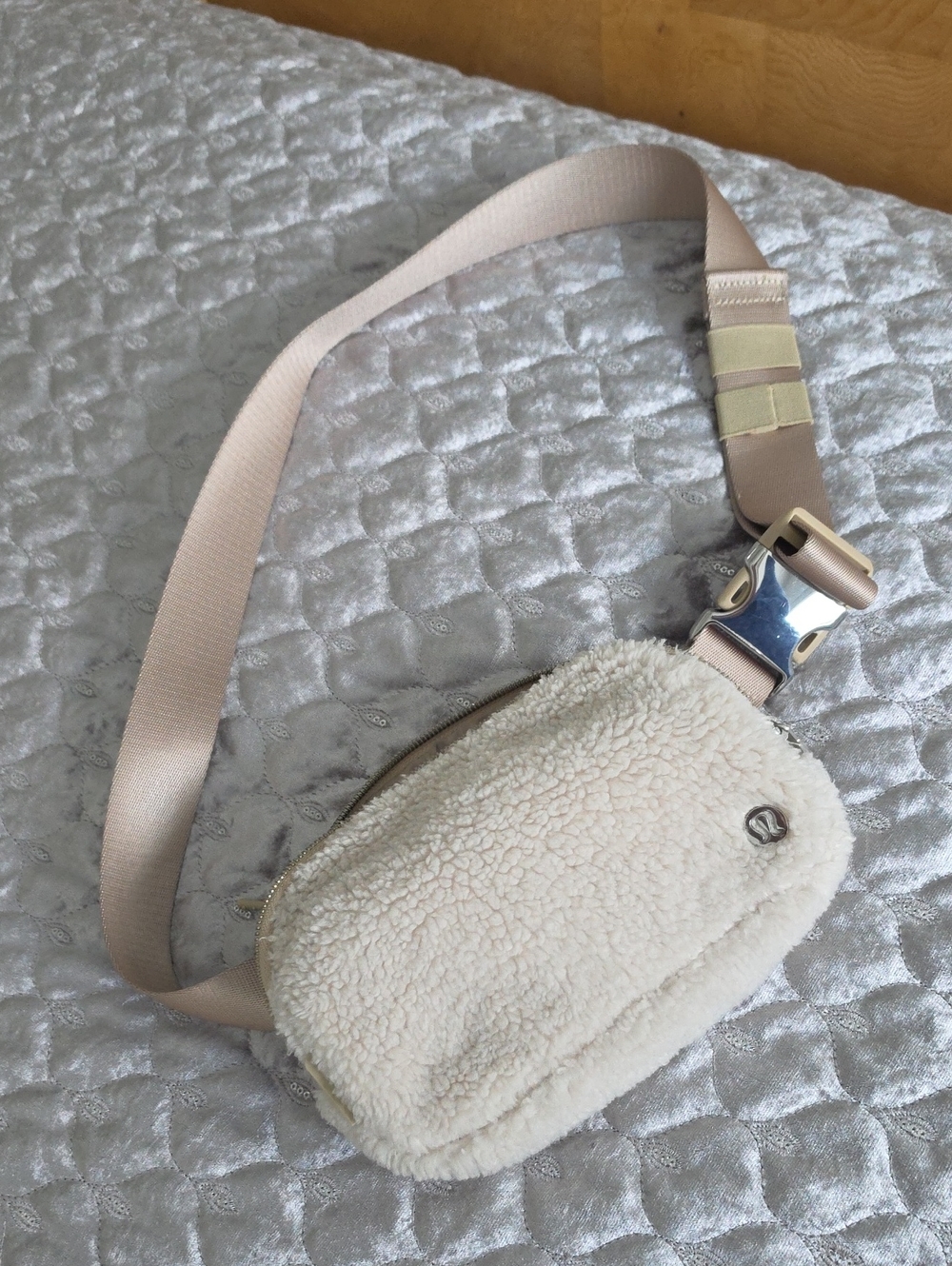 lululemon athletica Cream Sherpa Crossbody Belt Bag with Blush Strap